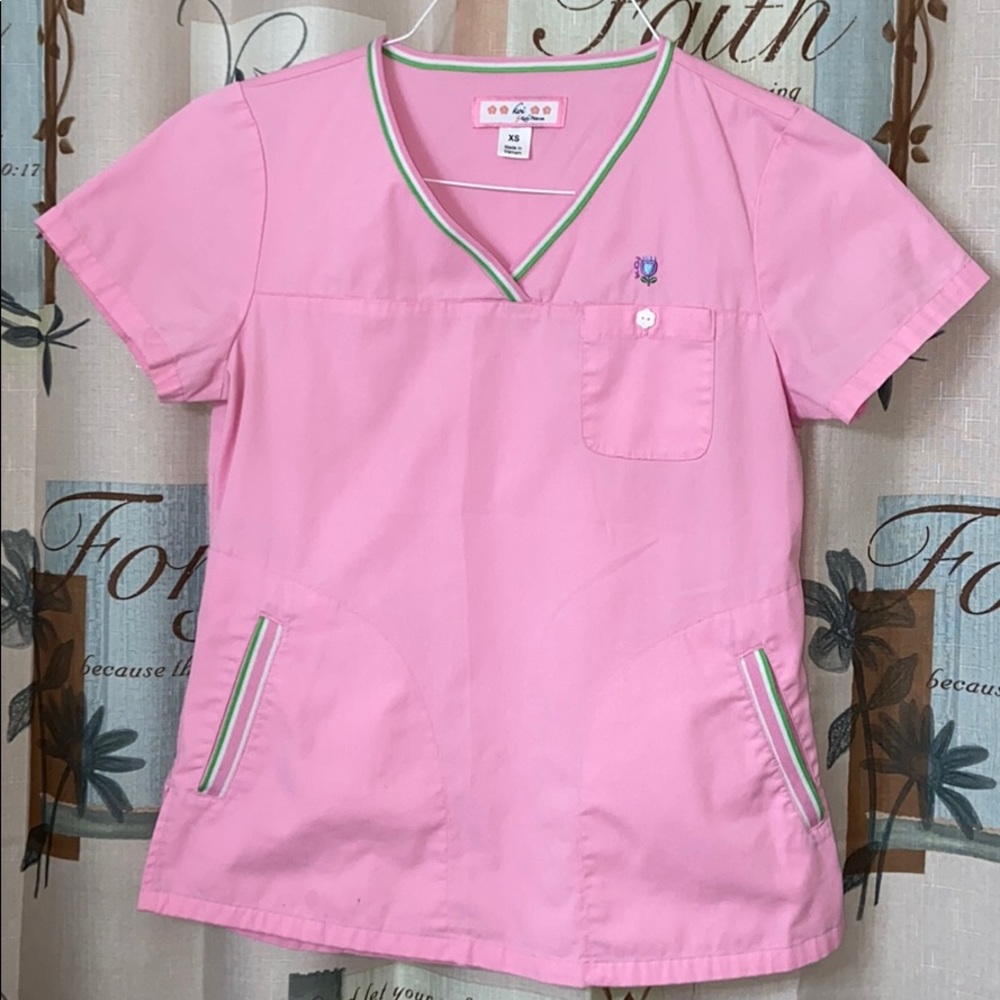 Koi XS Scrub Top ~Rare~